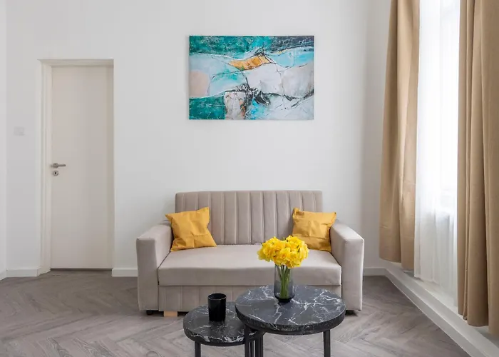 アパート Cozy Downtown 2bedrm W' Peacefull Neighborhood ブダペスト